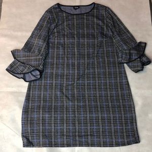 Profesional ruffled sleeve dress👗